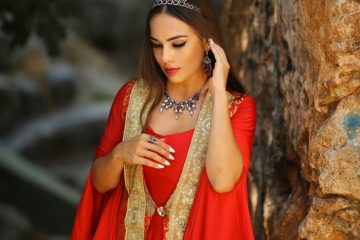 Vêtement élégant femme | F for Frida | Kaftan, Djellaba